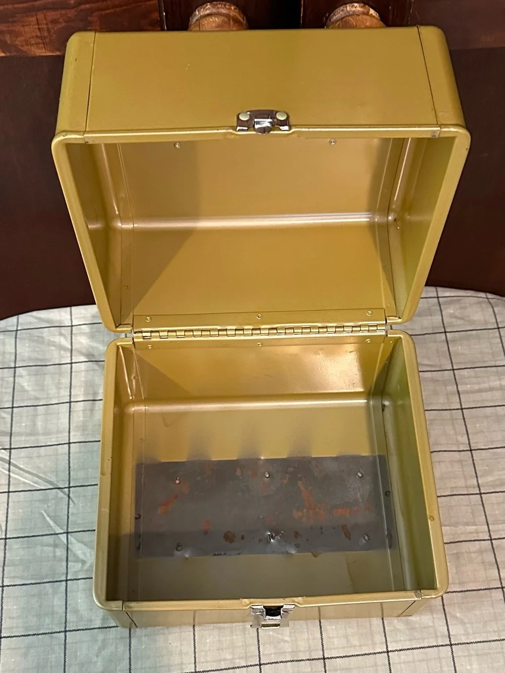 Vintage tool box • heavyweight metal • multi-use